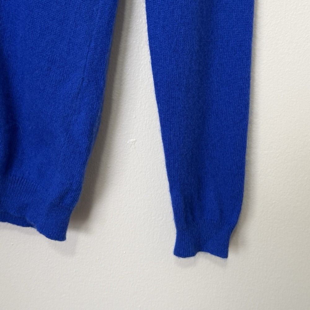Cashmere Charter Club Luxury Sweater Womens Small Blue V Neck 100% Cashmere - Picture 2 of 6